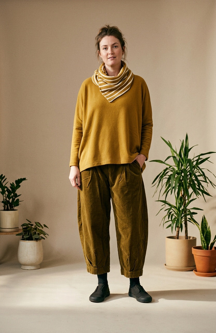 Caramello Bianco Fine Cord Trousers