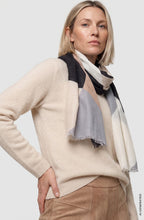 Almond Beige Panneaux Scarf