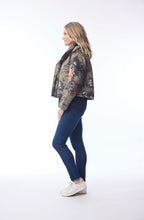 Keqioa Bold Print Puffer Jacket