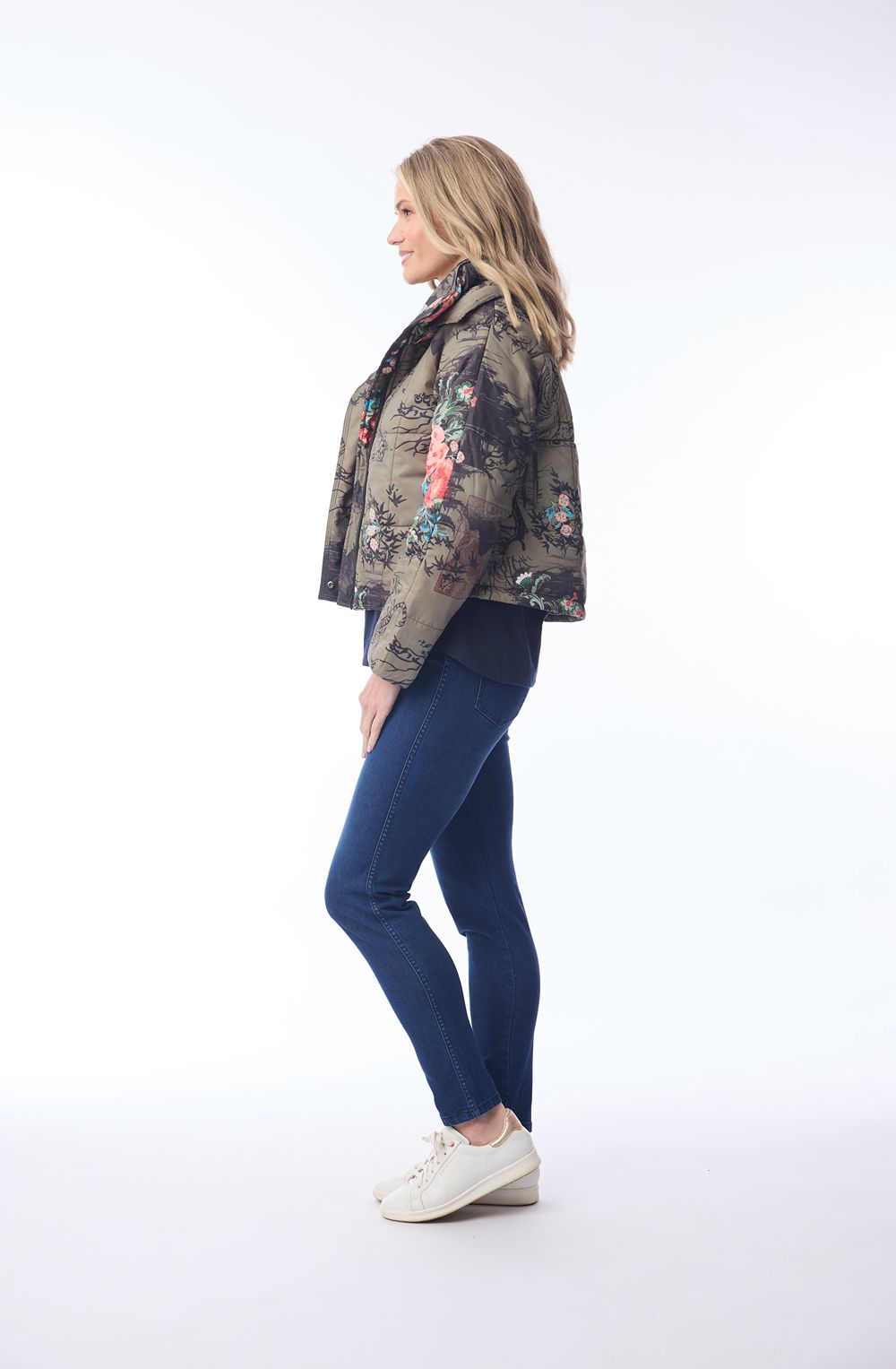 Keqioa Bold Print Puffer Jacket