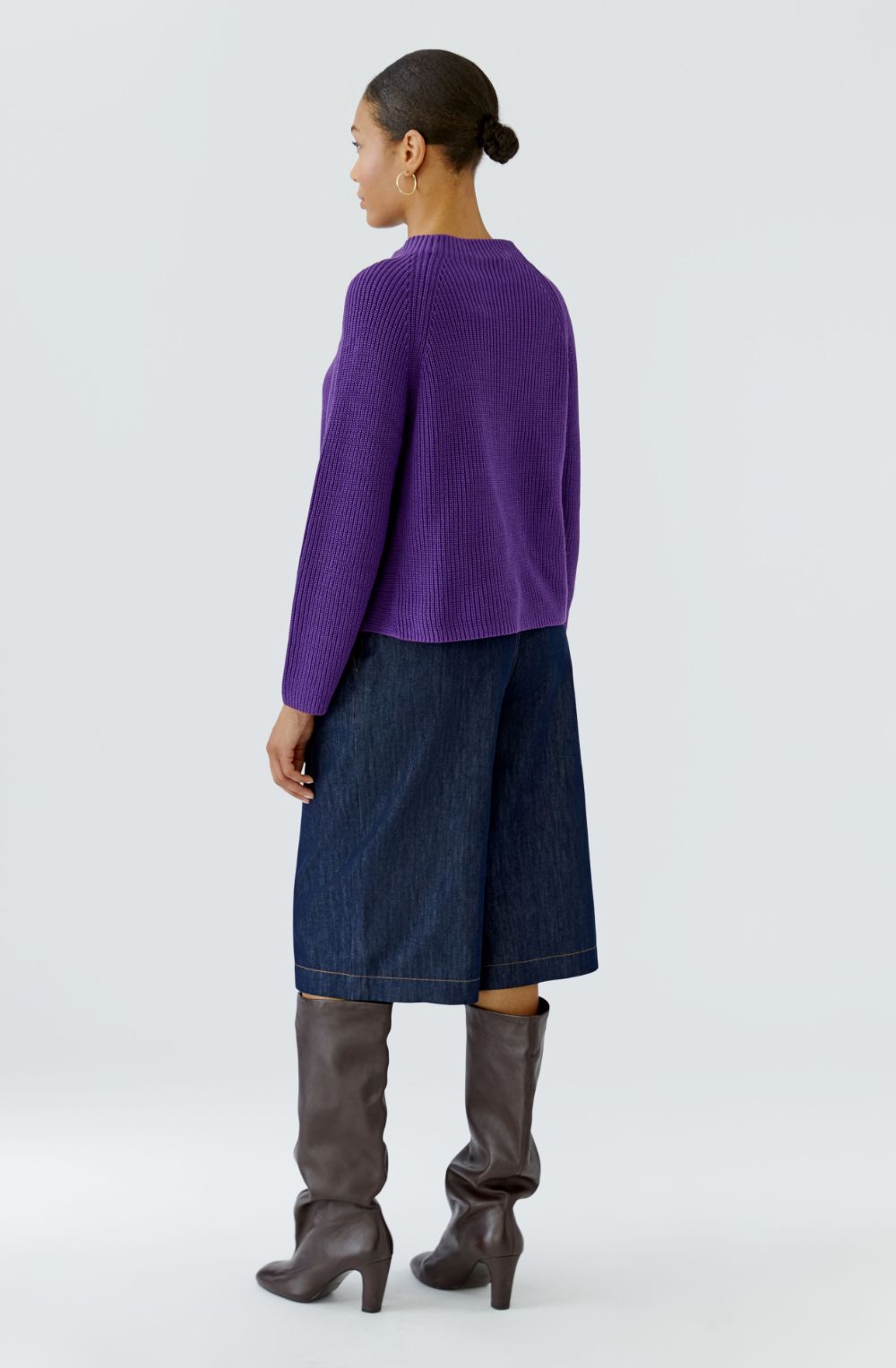 Amaranth Purple Stand Up Collar Single Pocket Jumper