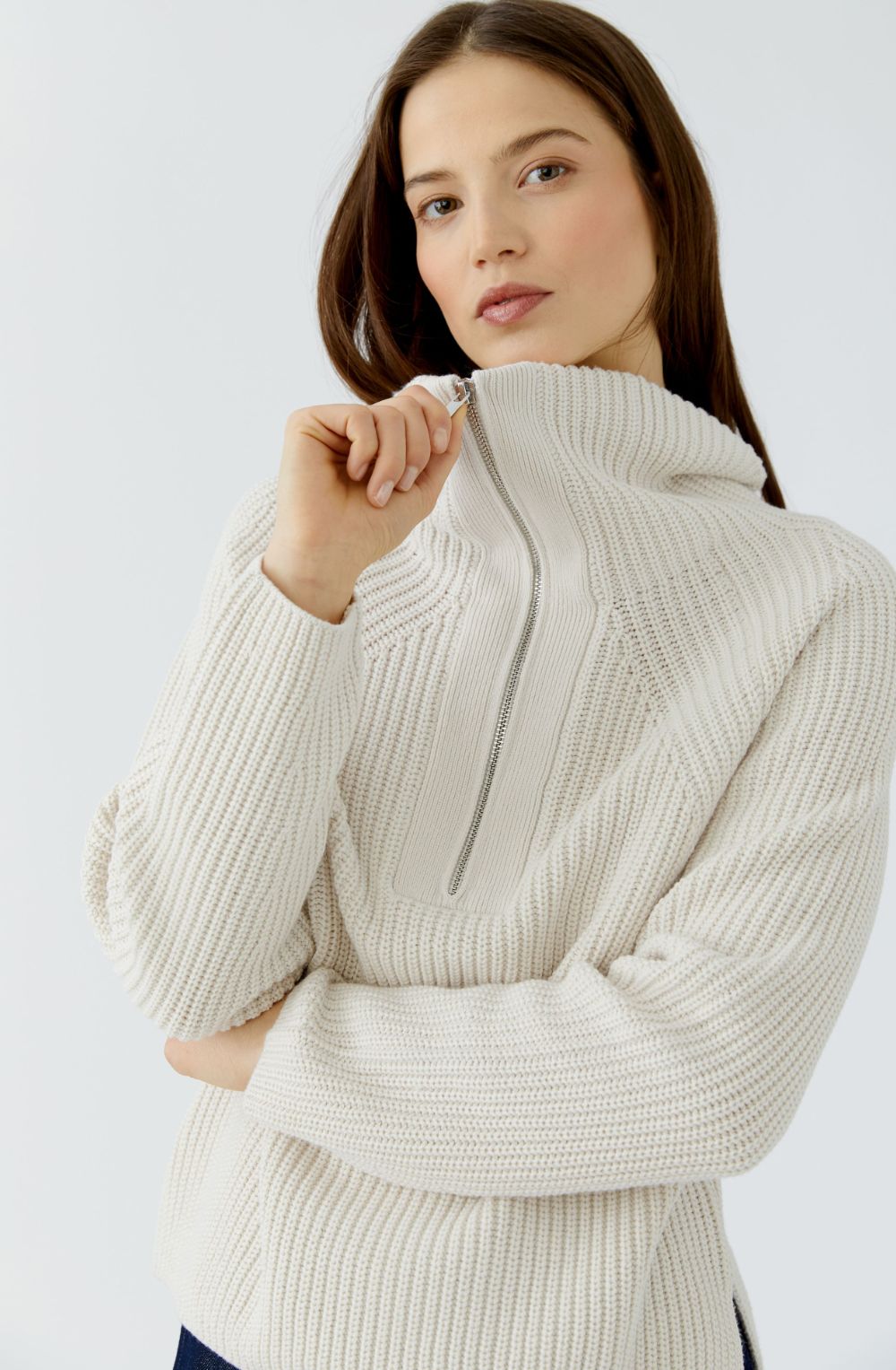 Off-White Ribbed Knit Quarter Zip Jumper
