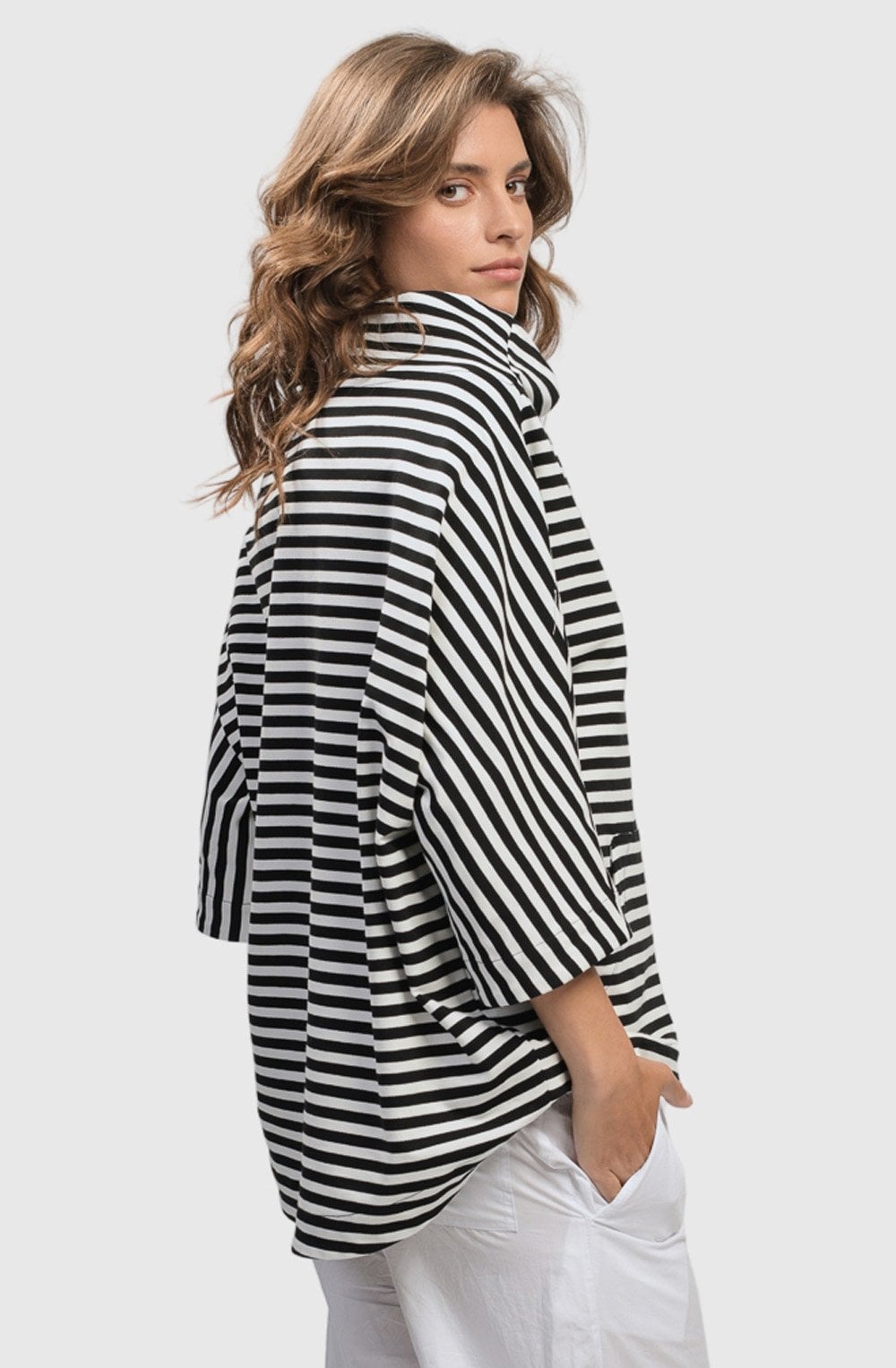 Black and White Oversized Urban Trekker Sweatshirt