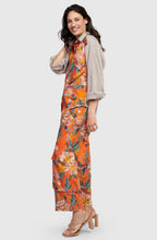 Garden Curved Hem Shirt
