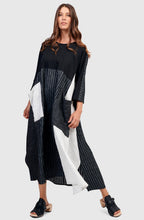 Monochrome Urban Morocco Midi Dress
