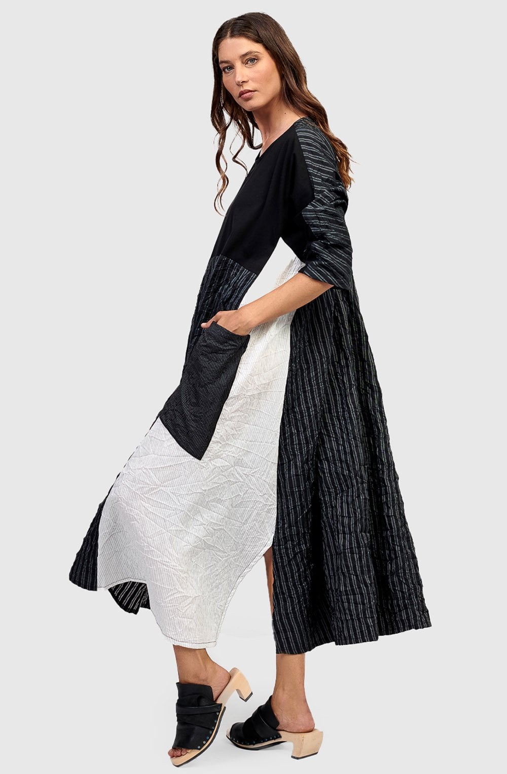 Monochrome Urban Morocco Midi Dress