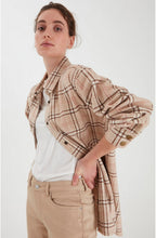 Becelo Check Shacket