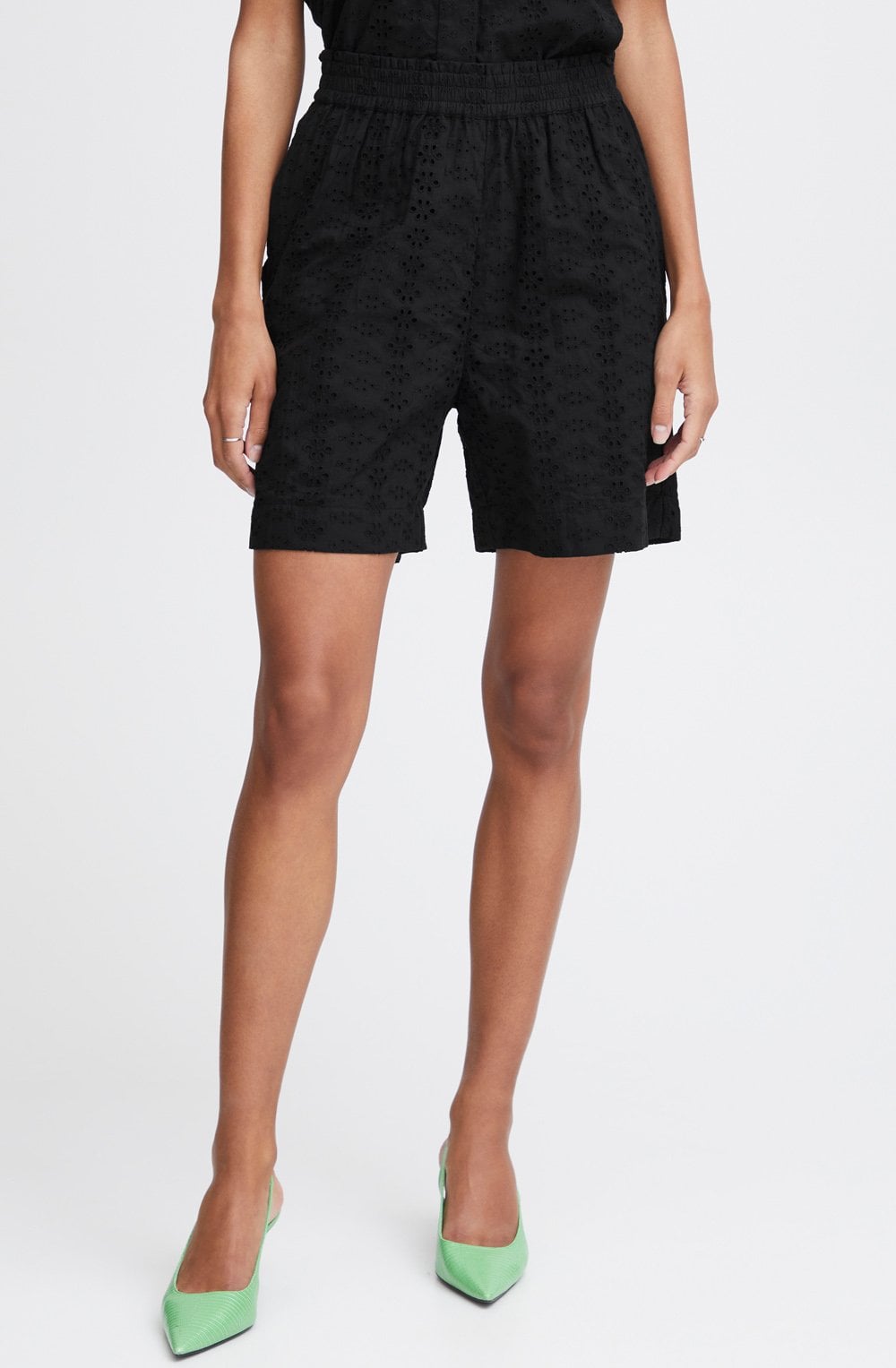 Black Broderie Anglaise Fenni Shorts