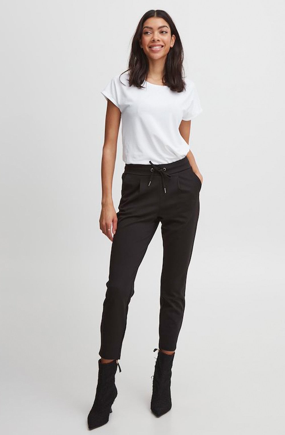 Black Rizetta Ankle Length Trousers