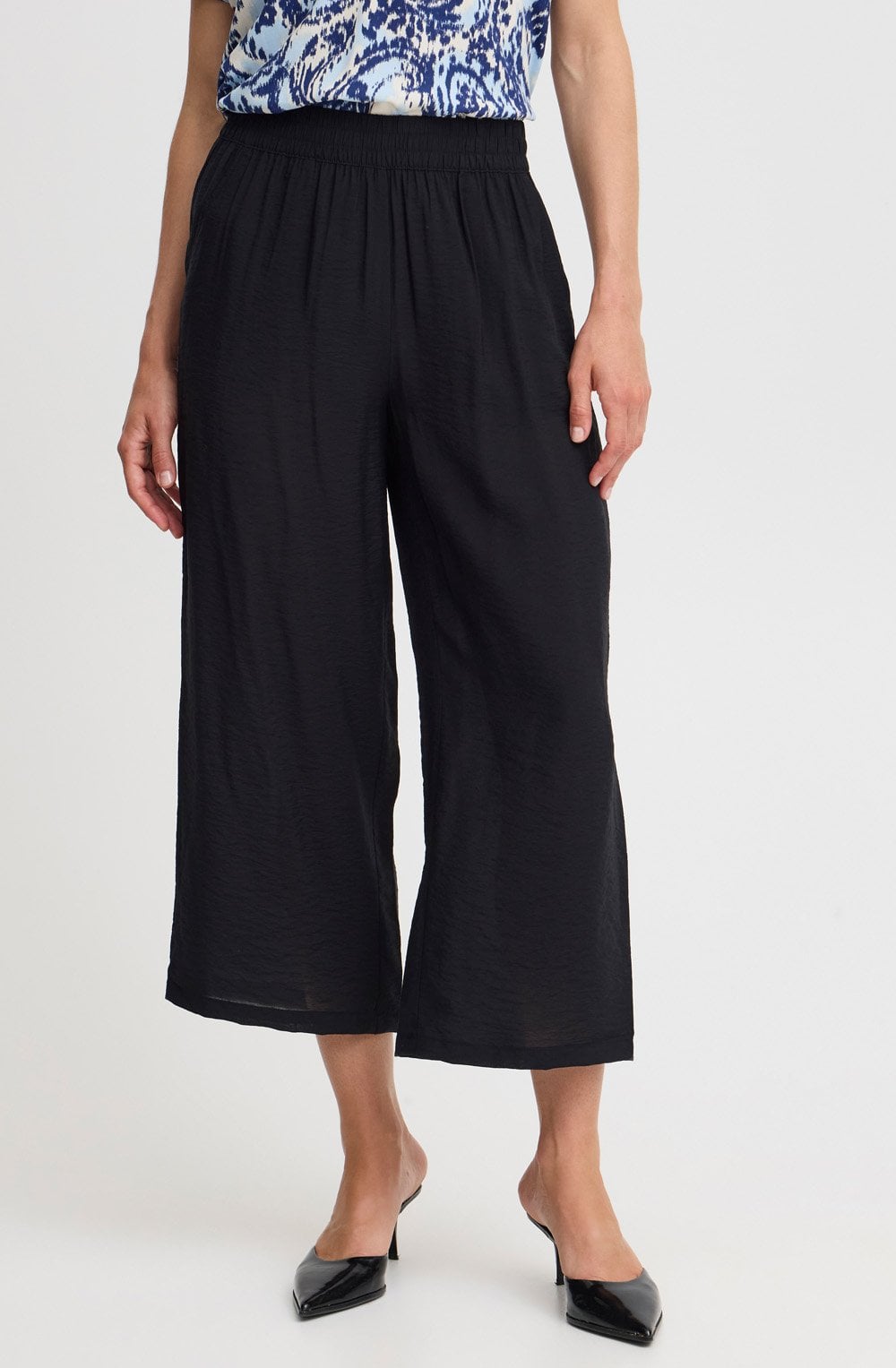 Black Satin Touch Cropped Trousers