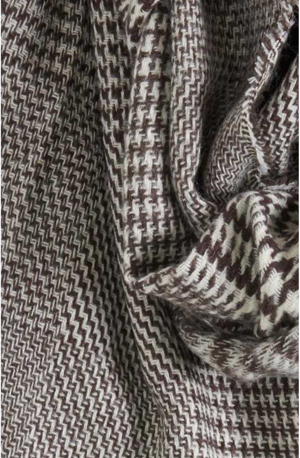 Chocolate Chack Scarf