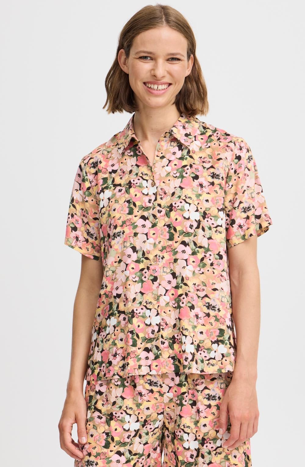 Coral Blush Short Sleeved Shirt
