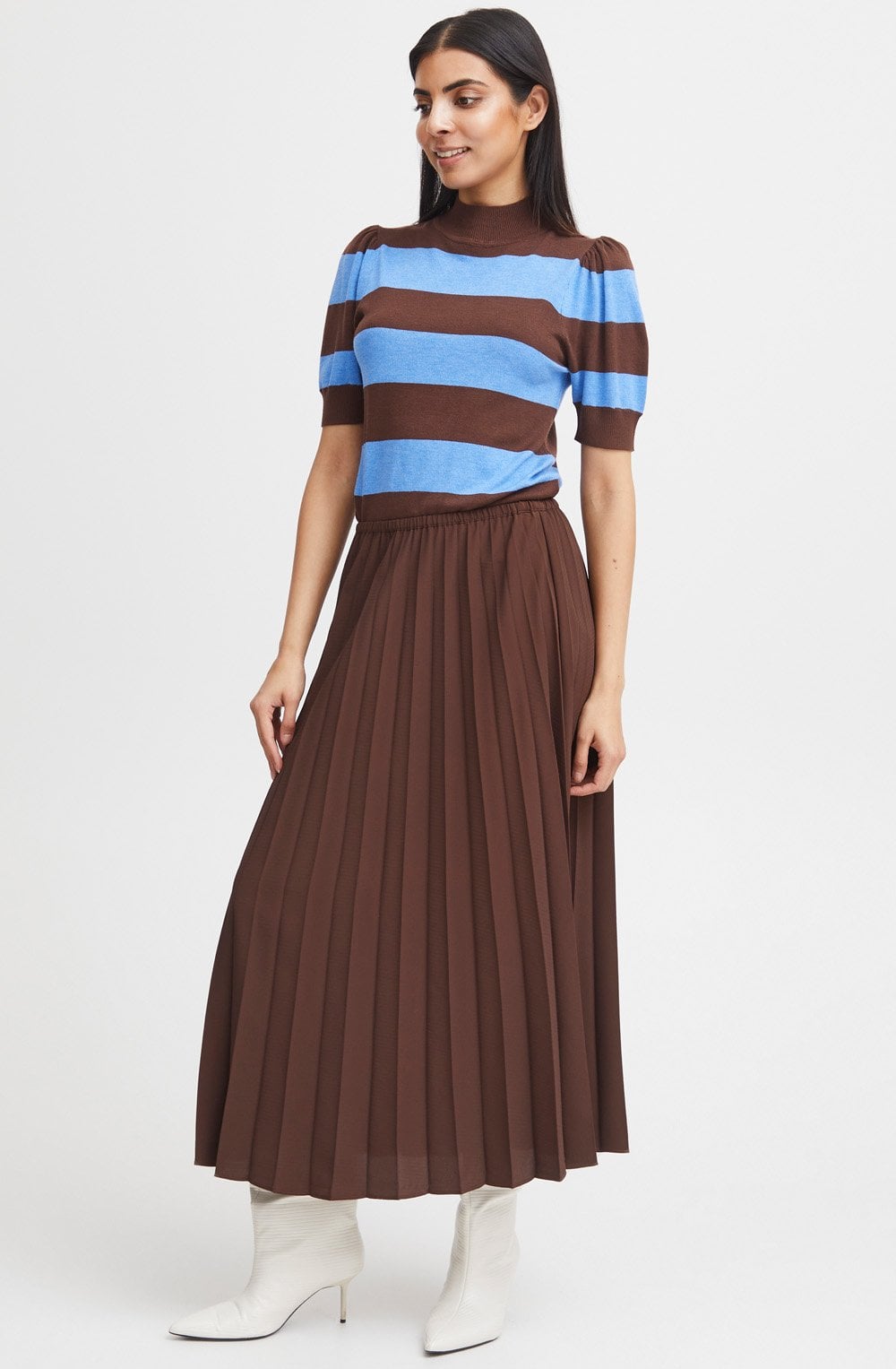 Deson Chicory Coffee Pleated Midi Skirt