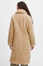 Humus Abeno Teddy Coat