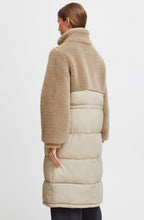 Humus Half Teddy Quilted Anilda Coat