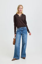 Java Collared V-Neck Fine Knit Jumper