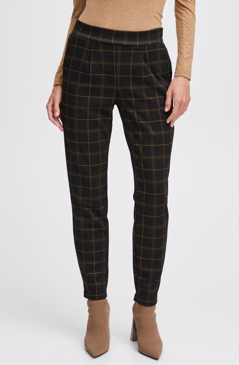 Java Mix Ravna Tapered Trousers