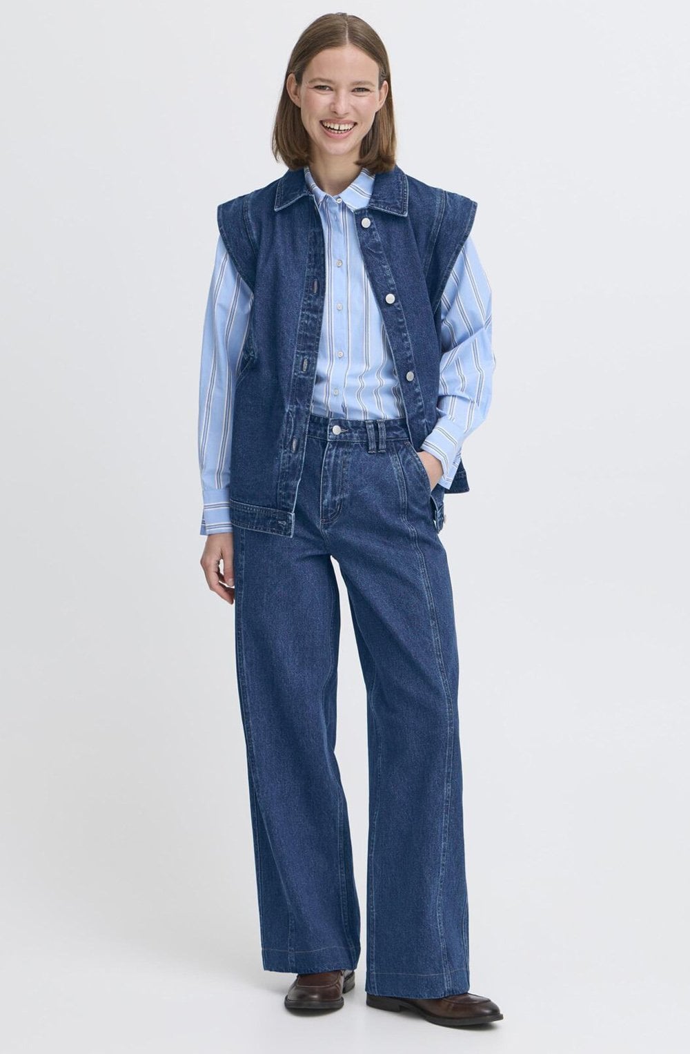 Kakai Dark Denim Wide Leg Jeans