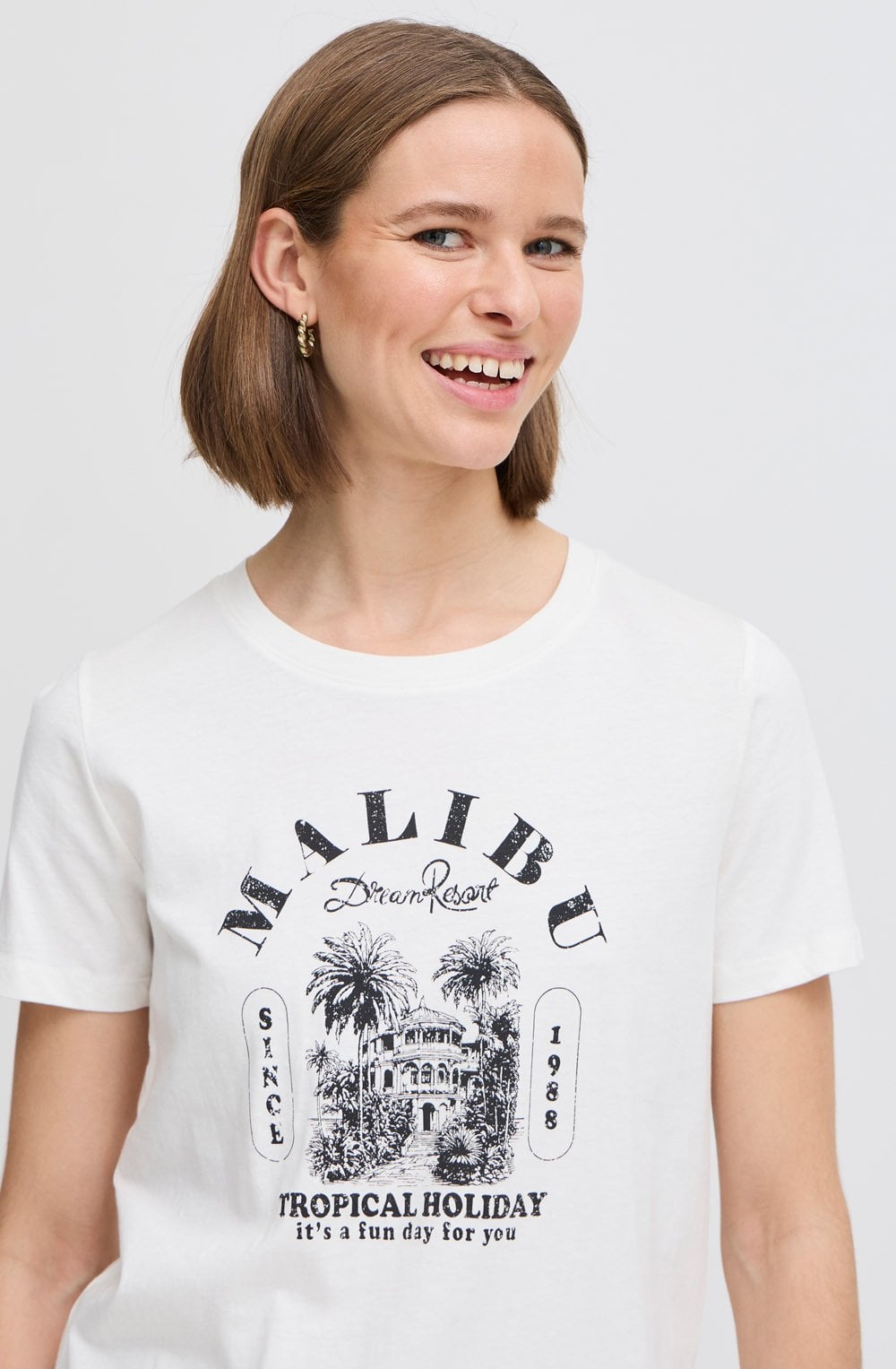 Marshmallow Malibu Dream Resort T Shirt