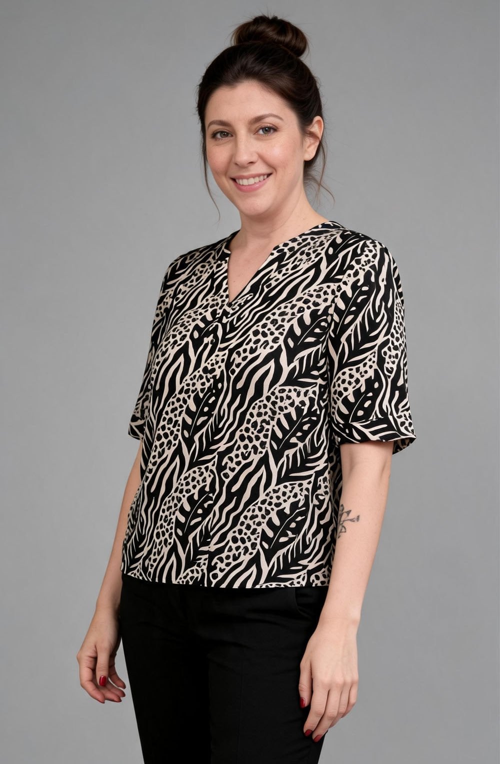 Meteorite Nature Vibes Tunic Neck Blouse