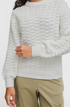 Oma Off White Textured Knit Pullover