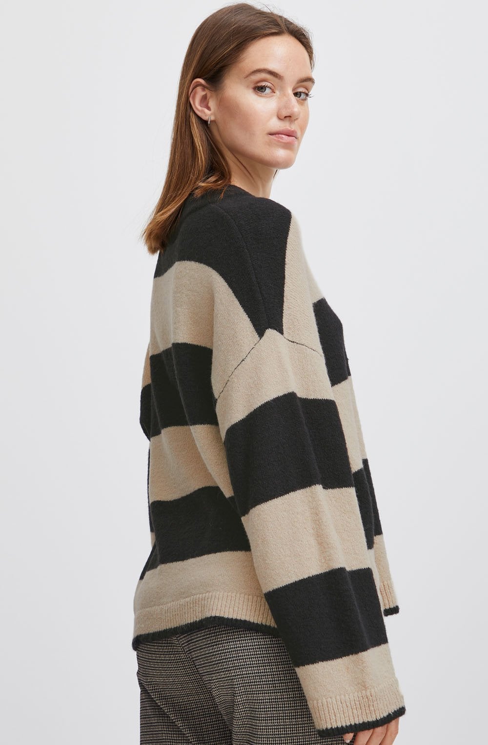 Omartha Striped Oversized Knitted Jumper