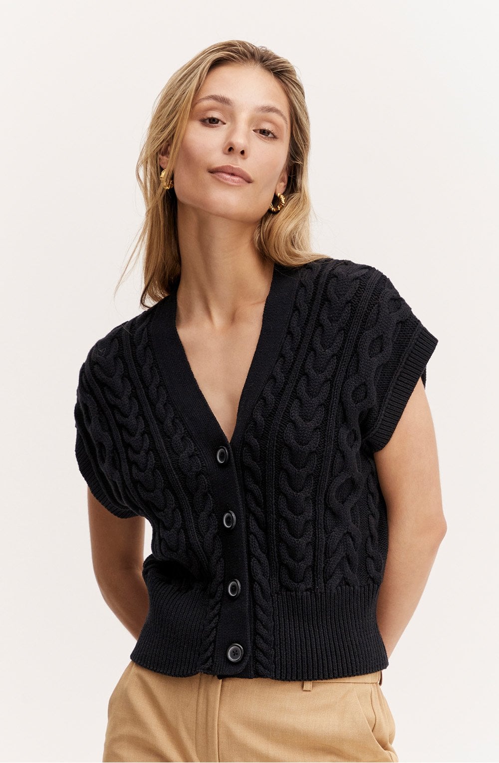Omolca Black Knitted Pullover