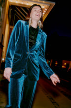 Perlina Reflecting Pond Velvet Touch Blazer