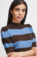 Pimba Provence and Chicory Short Sleeved Sweater