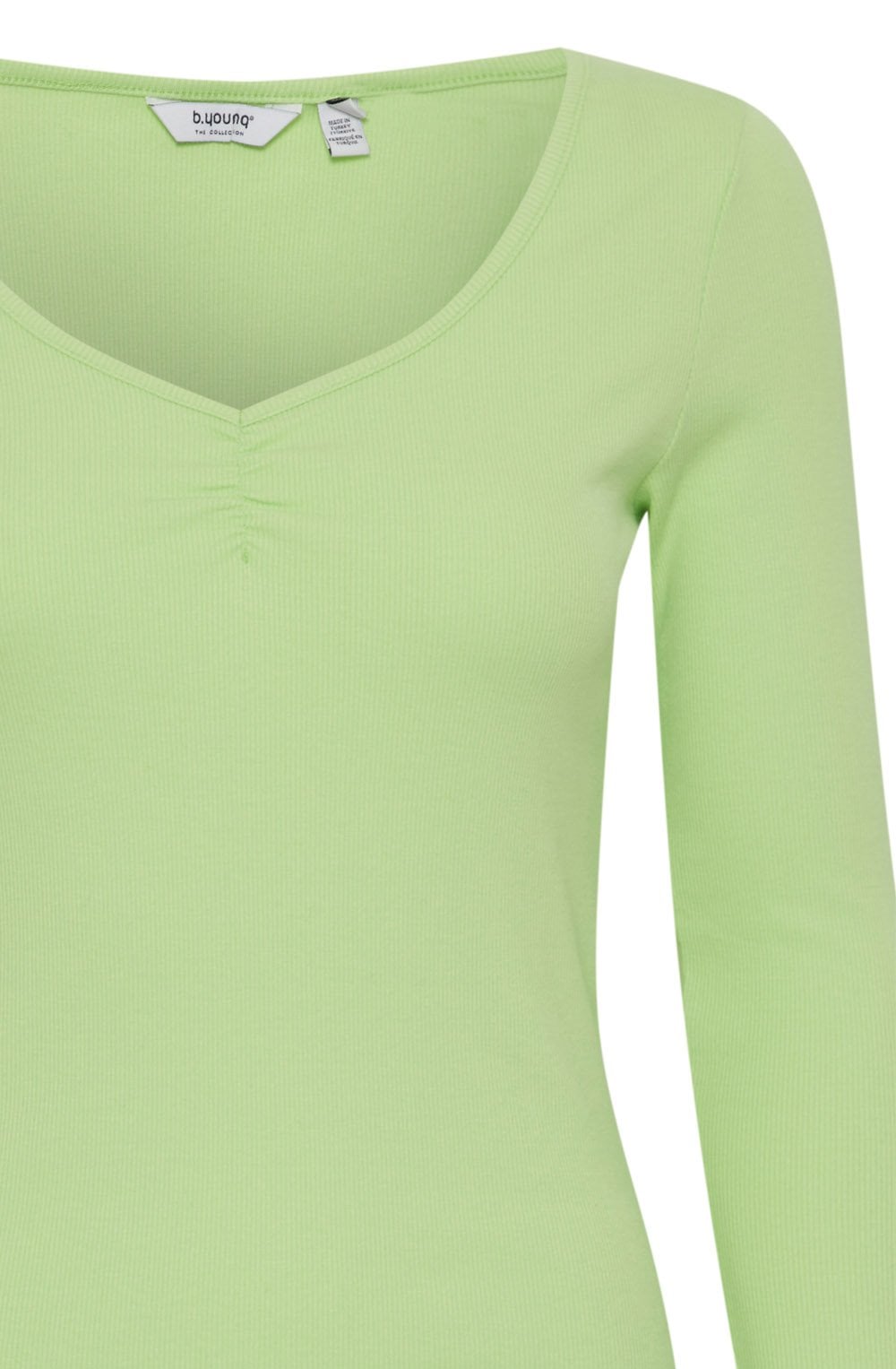 Sharp Green Lettuce Trim Top
