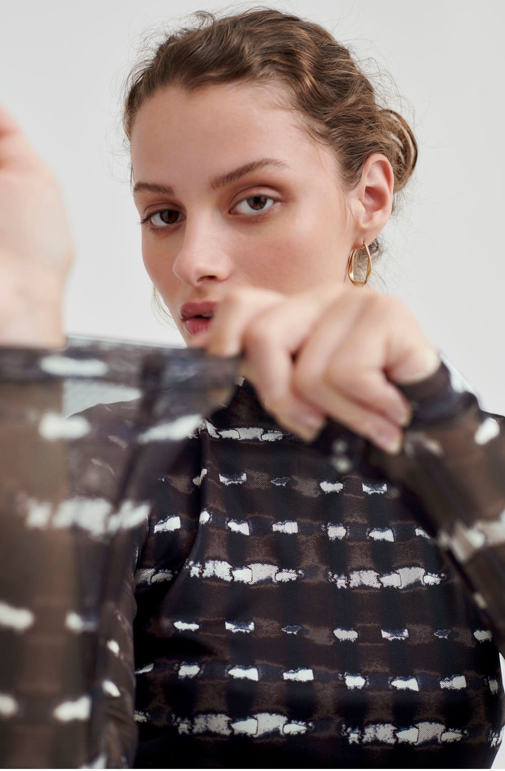 Starry Java Mix Sheer Sleeved Top