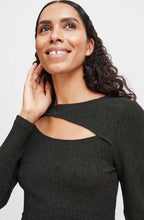 Stily Black Slash Front Top