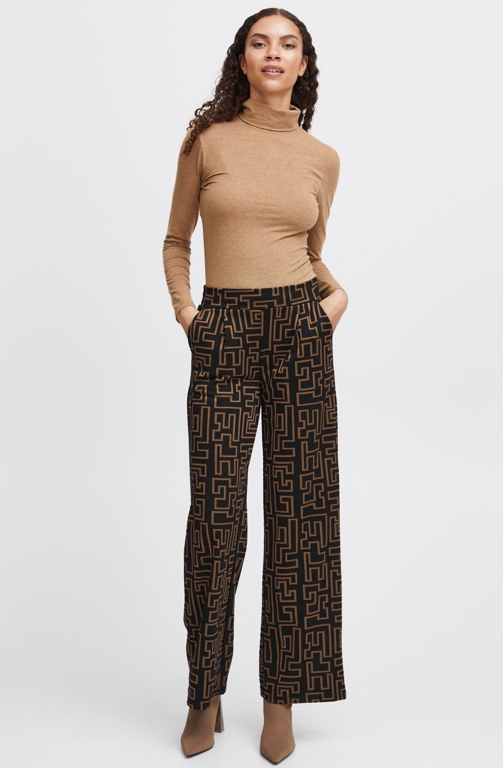 Toasted Coco Ravna Wide Leg Trousers