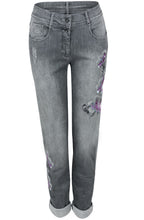 Embroidered Detailed Jeans