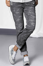 Faded Grey Patterned Jeans