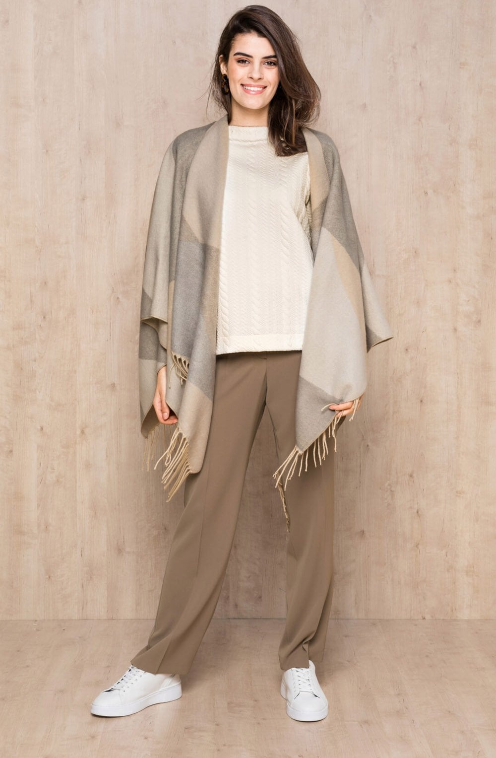 Kapa Block Design Poncho