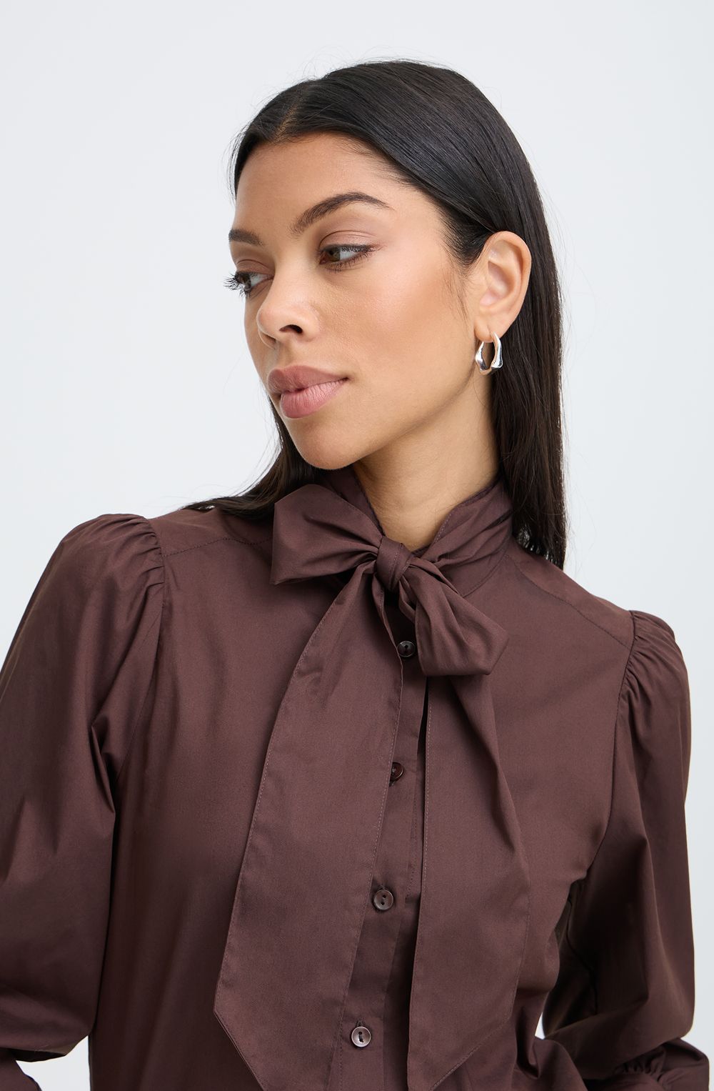 Java Pussy Bow Blouse