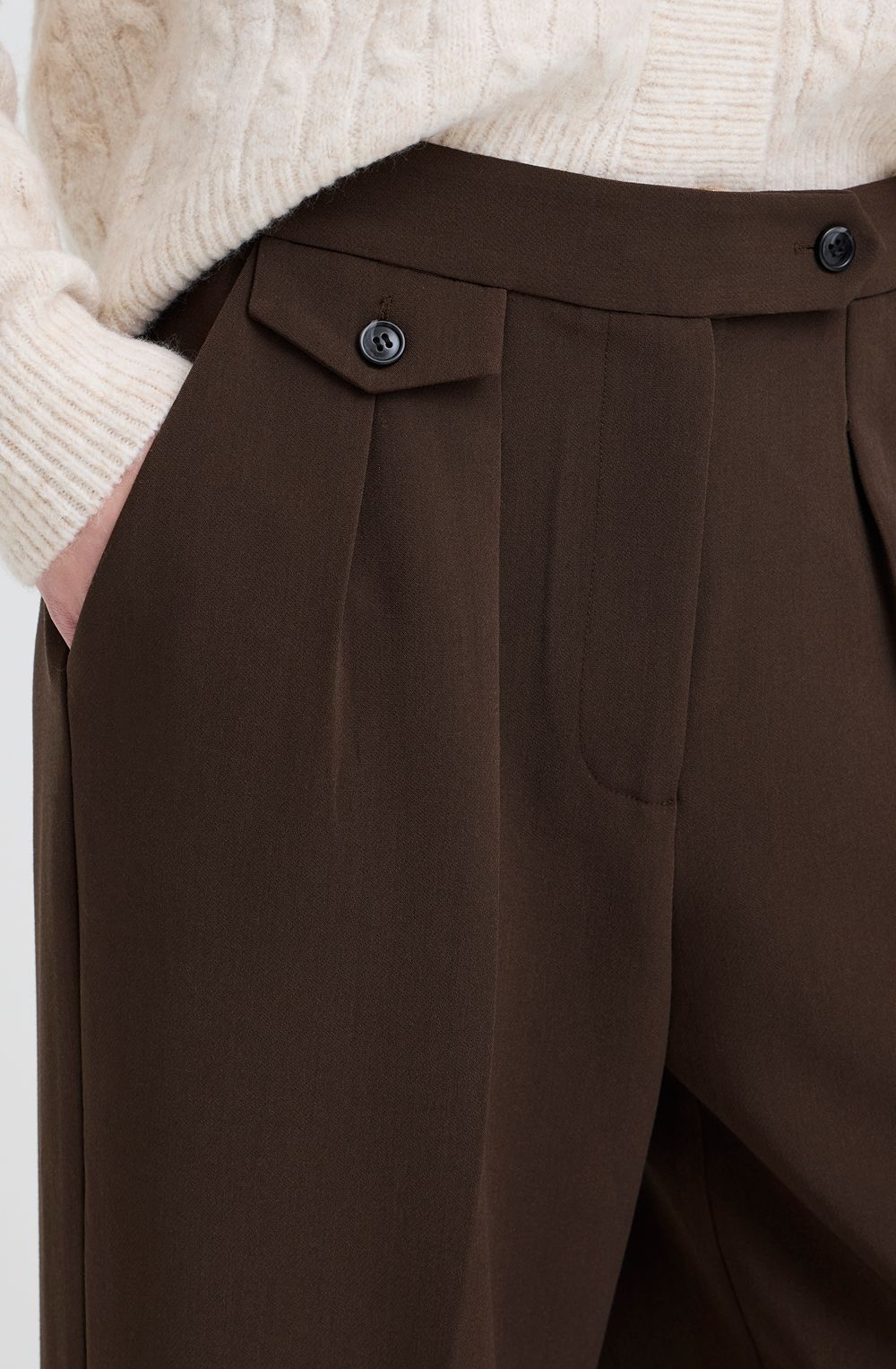 Java Brown Barrel Fit Earl Trousers