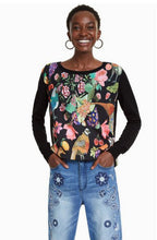 Astrix Floral Design top