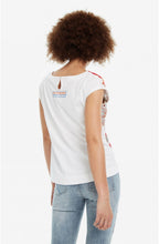 Floral Design T Shirt Susurro