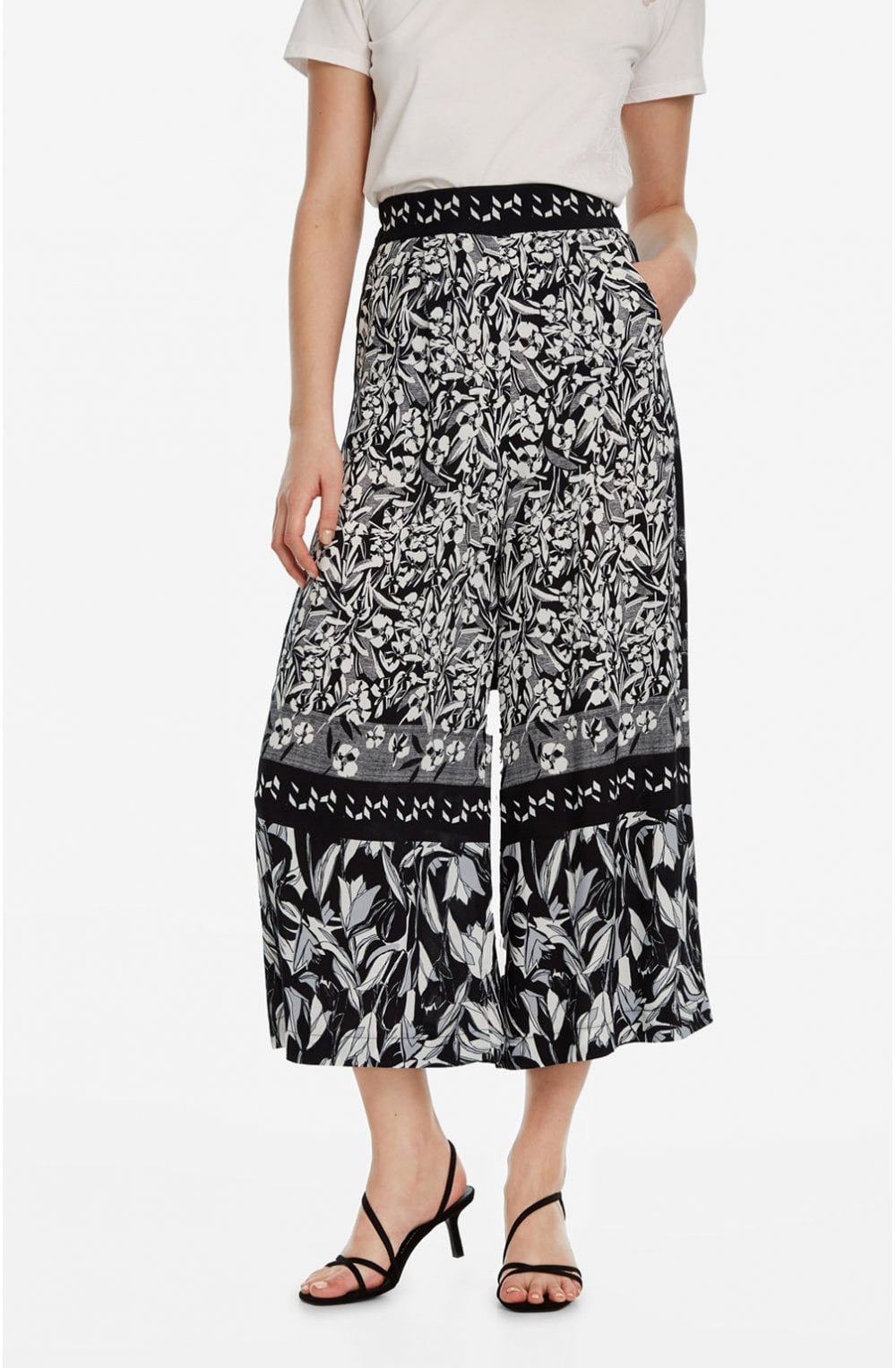 Loose Fit Wide Leg Culottes Laola