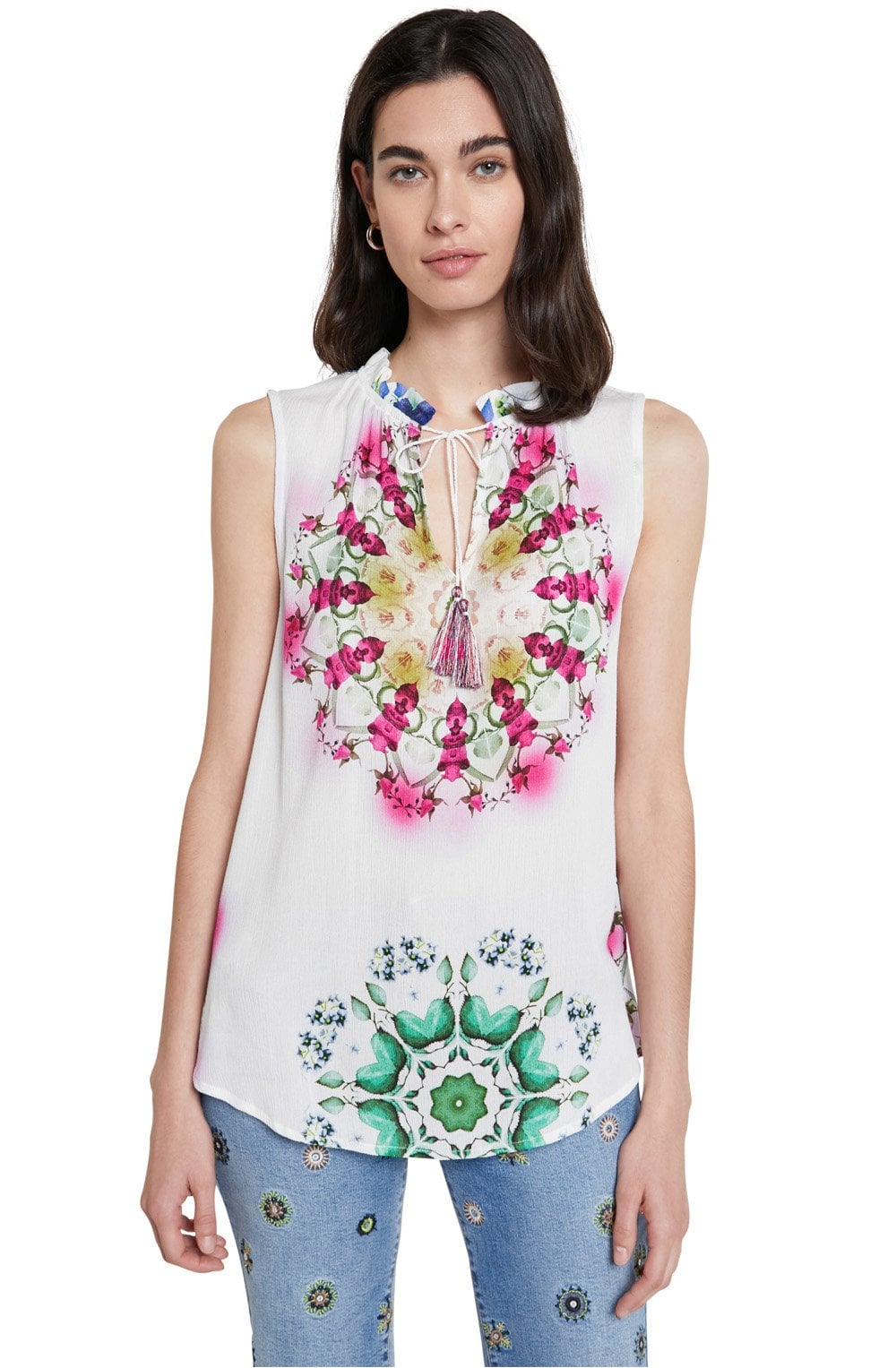 Sleeveless Bold Design Blouse