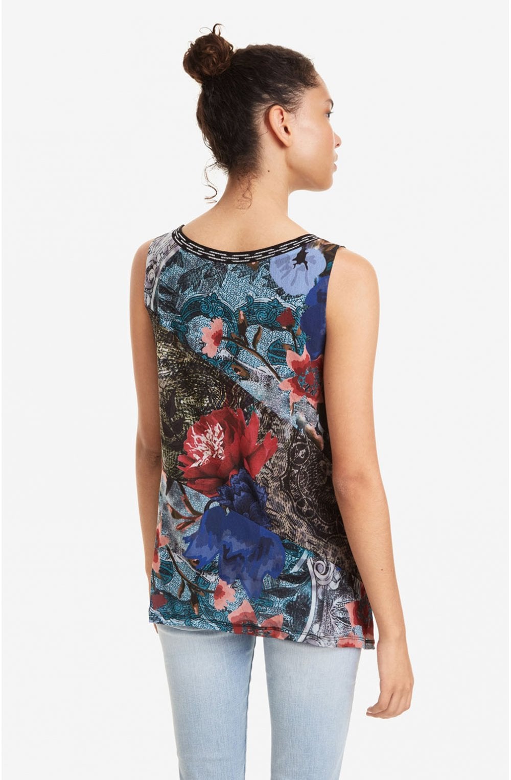 Sleeveless T Shirt Tiglits