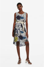 Sleevless Floral Dress Iowas