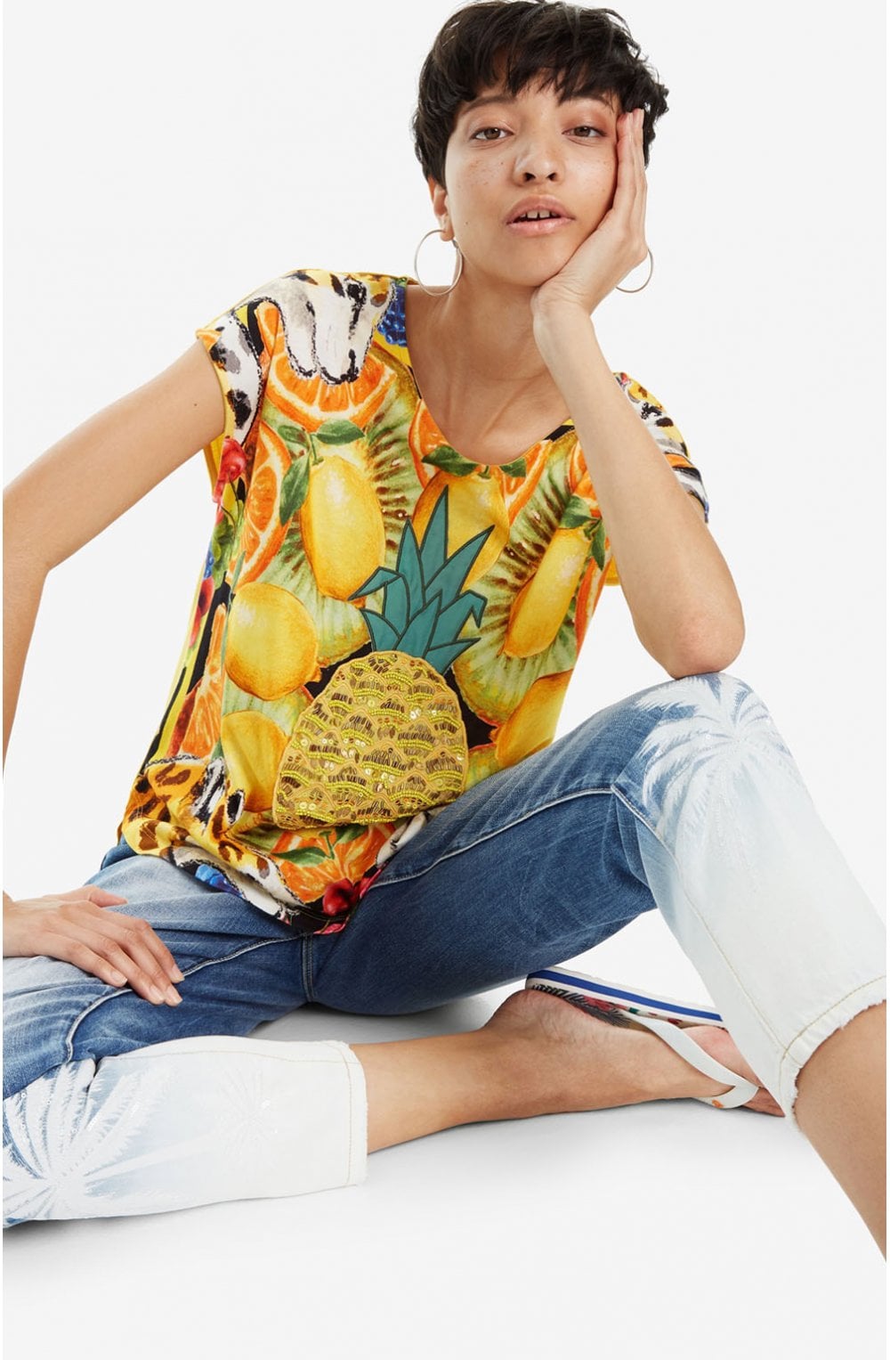 Yellow Pineapple T Shirt Exeter