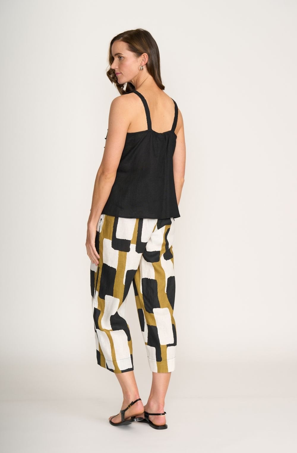Artbox Linen Cropped Trousers
