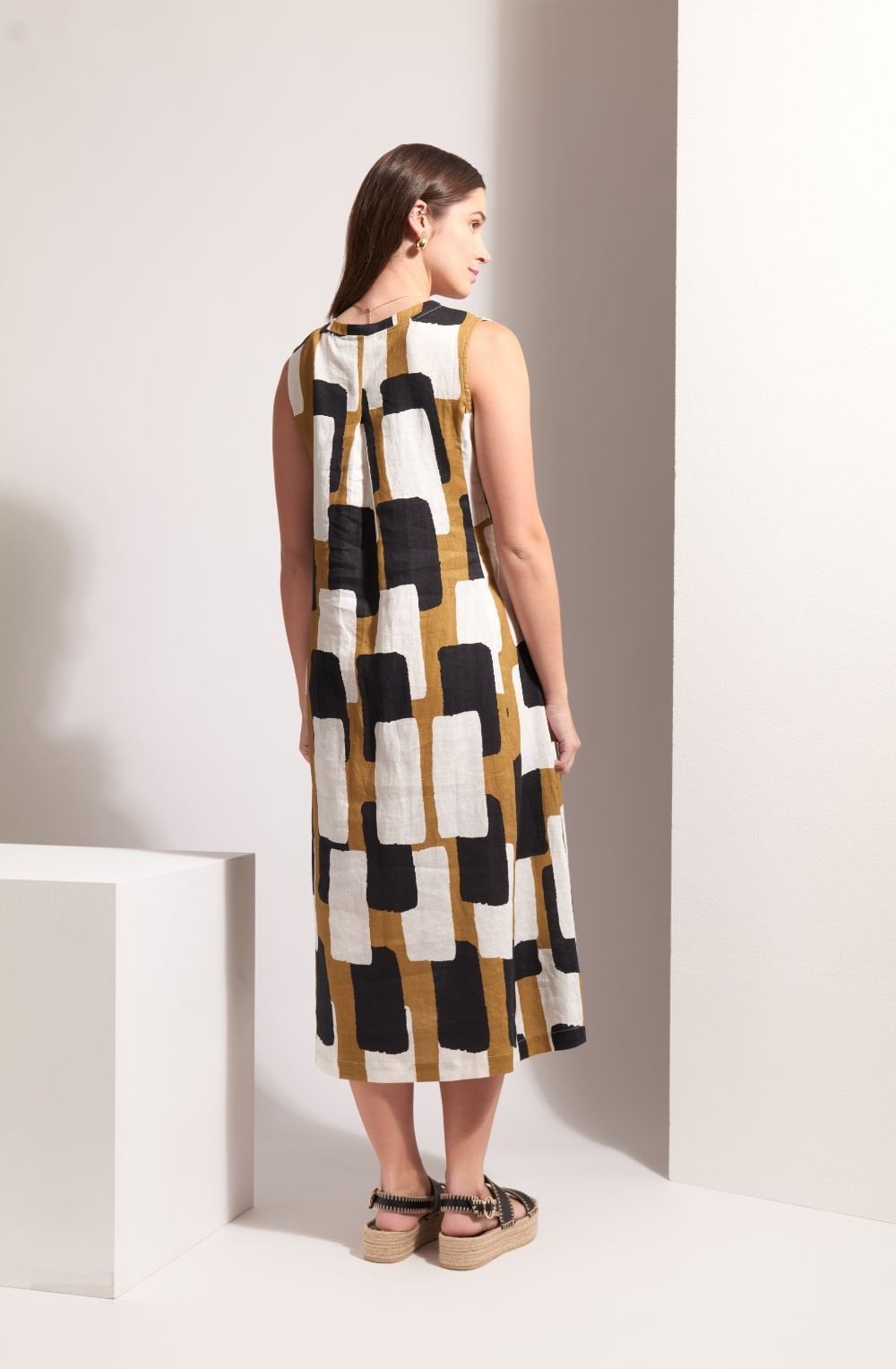 Bold Print Linen Maxi Dress
