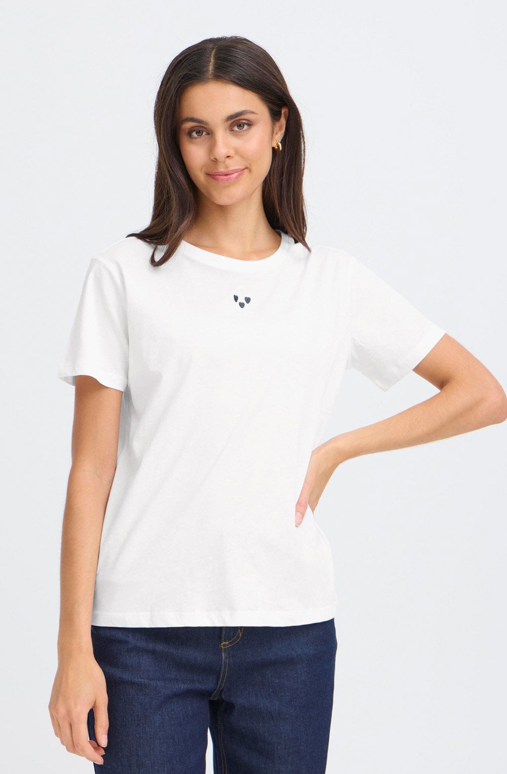 Blanc Heart Embroidered Tala T shirt