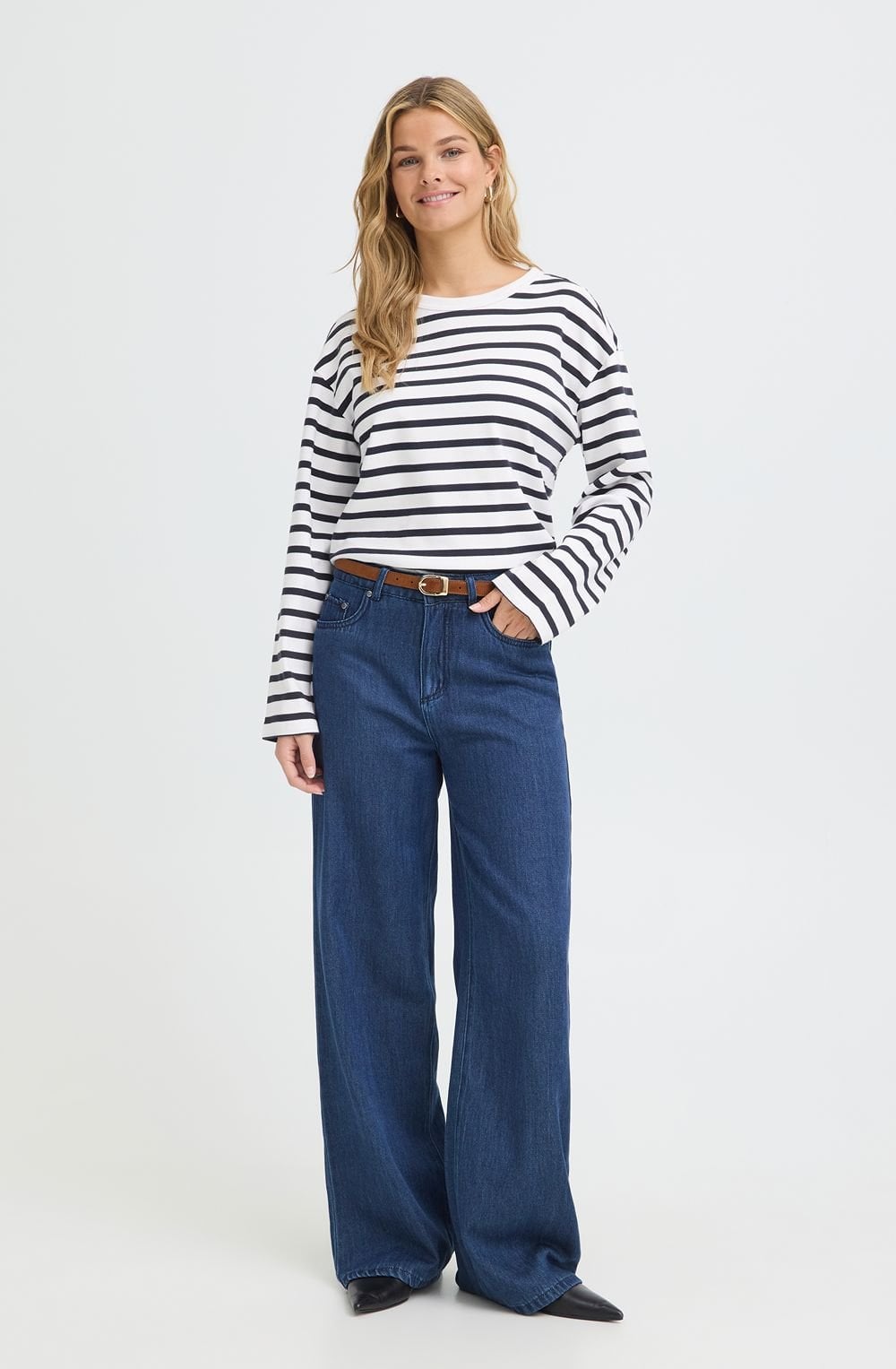 White and Salute Blue Striped Weighted Jersey Top
