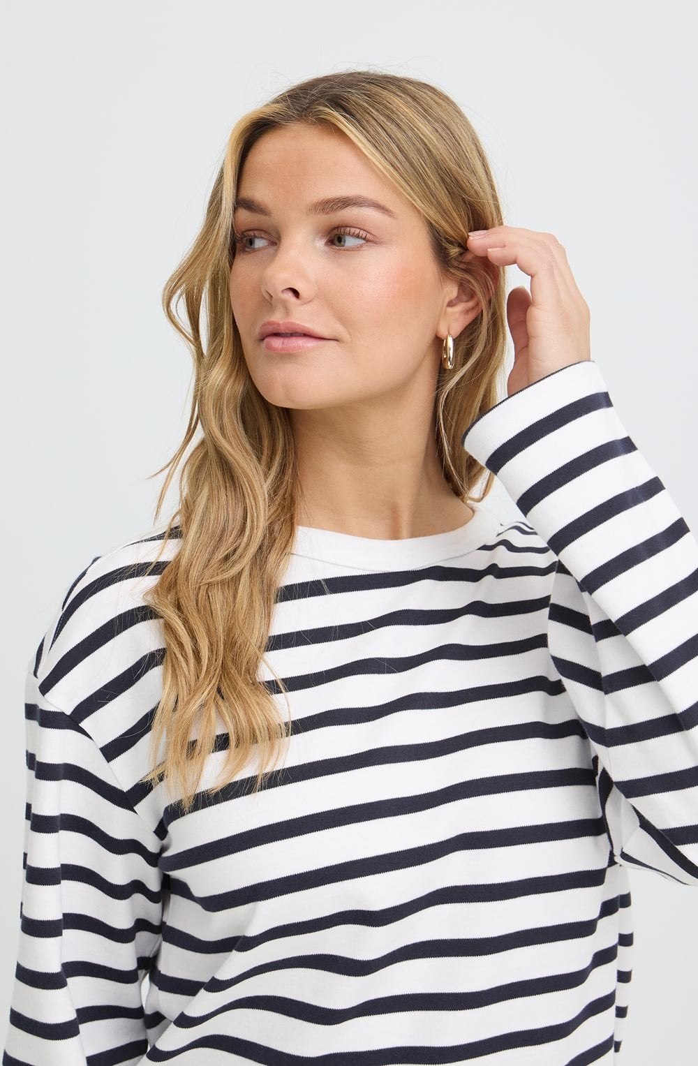 White and Salute Blue Striped Weighted Jersey Top